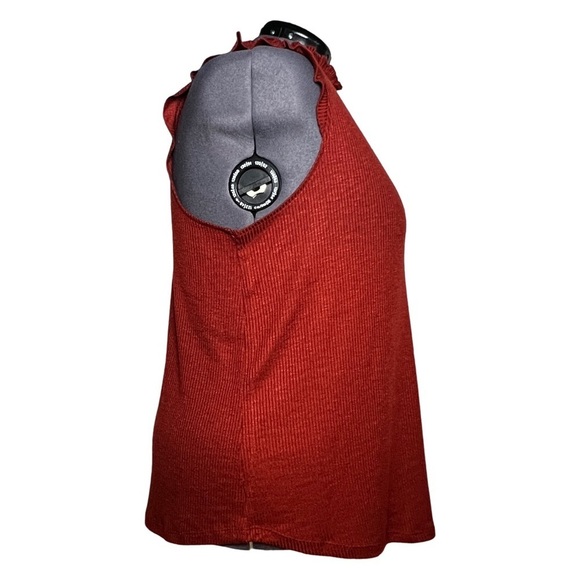 Maurices Deep Red Ribbed Tank with Ruffled Collar and Sleeve (Size 3X) - Picture 4 of 7